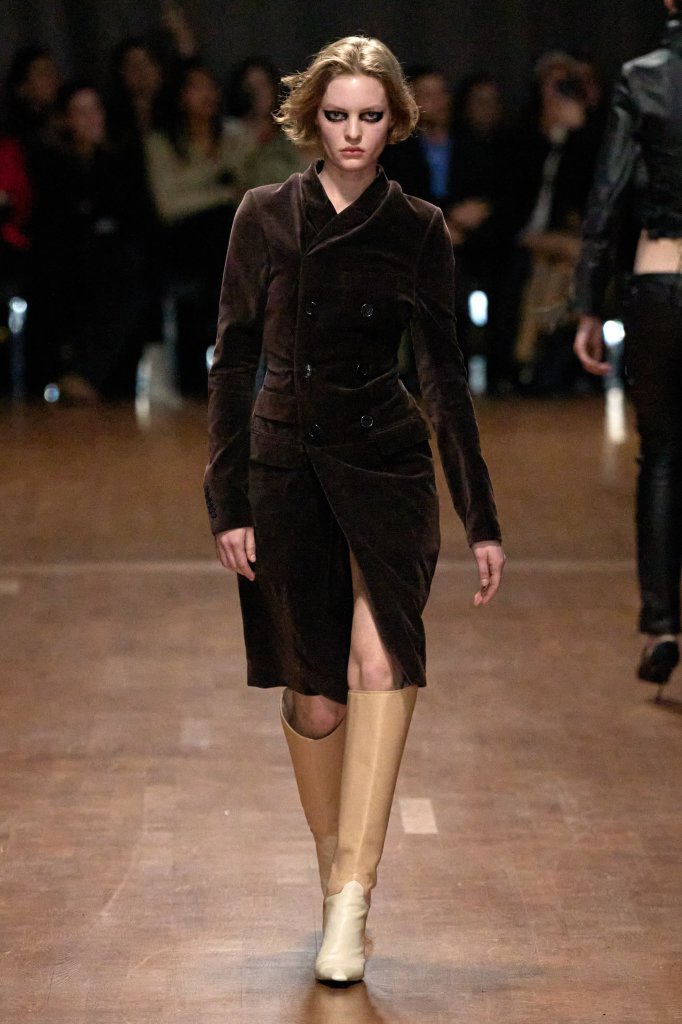Hodakova 2025/26秋冬高级成衣秀 - Paris Fall 2025
