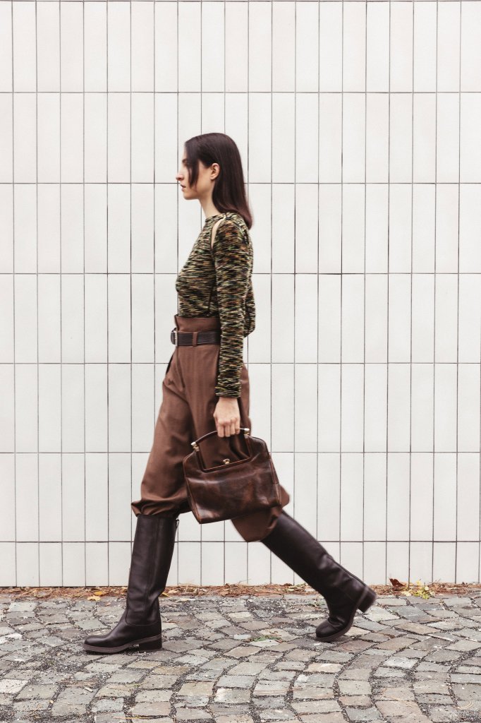 Nehera 2025/26秋冬高级成衣Lookbook