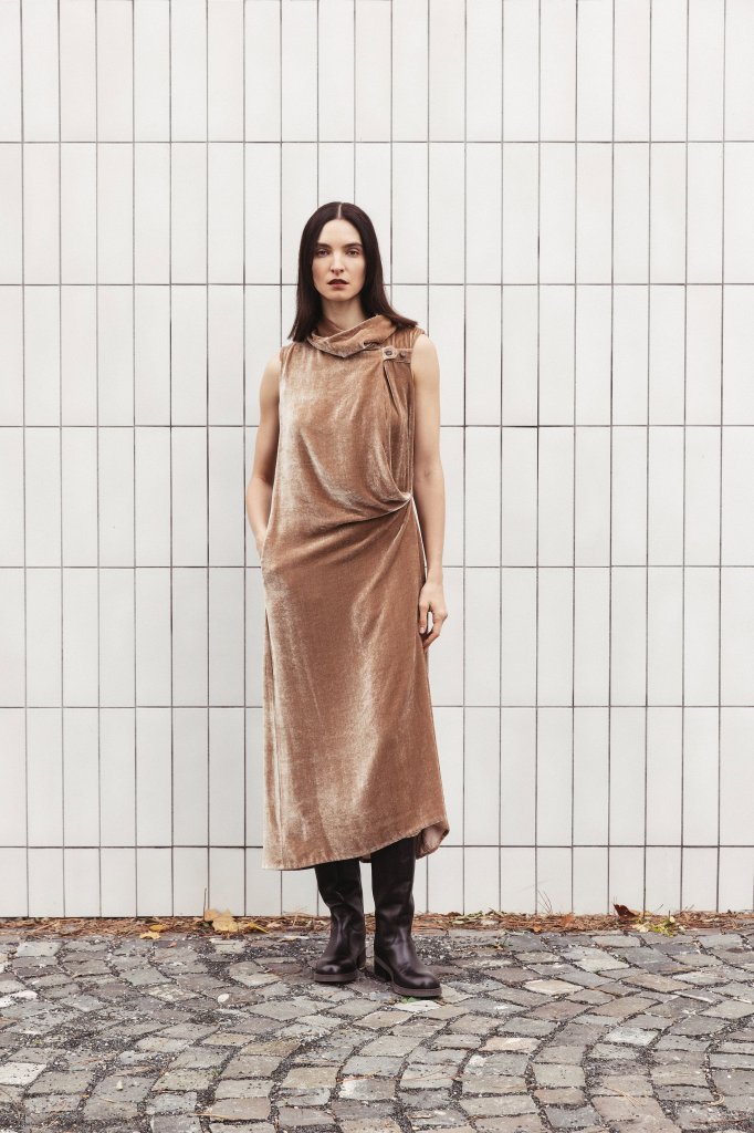 Nehera 2025/26秋冬高级成衣Lookbook