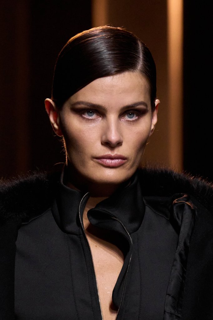 艾莉·萨博 Elie Saab 2025/26秋冬高级成衣秀(细节) - Paris Fall 2025
