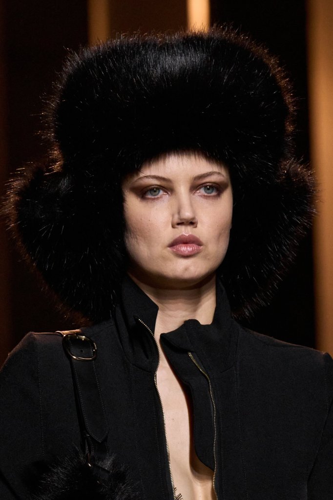艾莉·萨博 Elie Saab 2025/26秋冬高级成衣秀(细节) - Paris Fall 2025