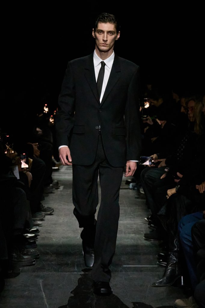 巴黎世家 Balenciaga 2025/26秋冬高级成衣秀 - Paris Fall 2025