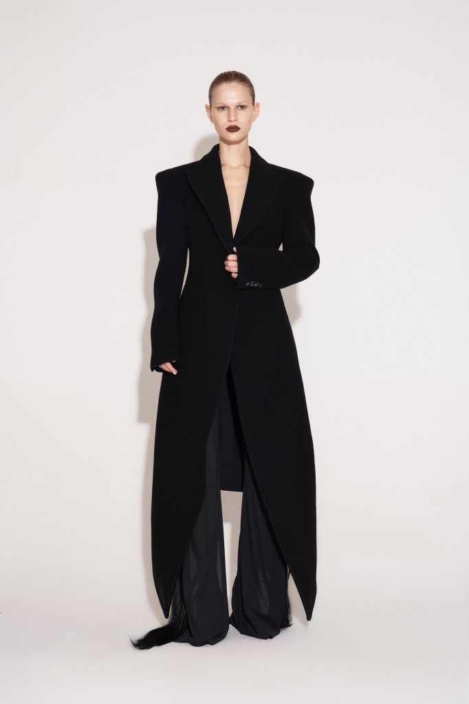 Annakiki 2025/26秋冬高级成衣Lookbook