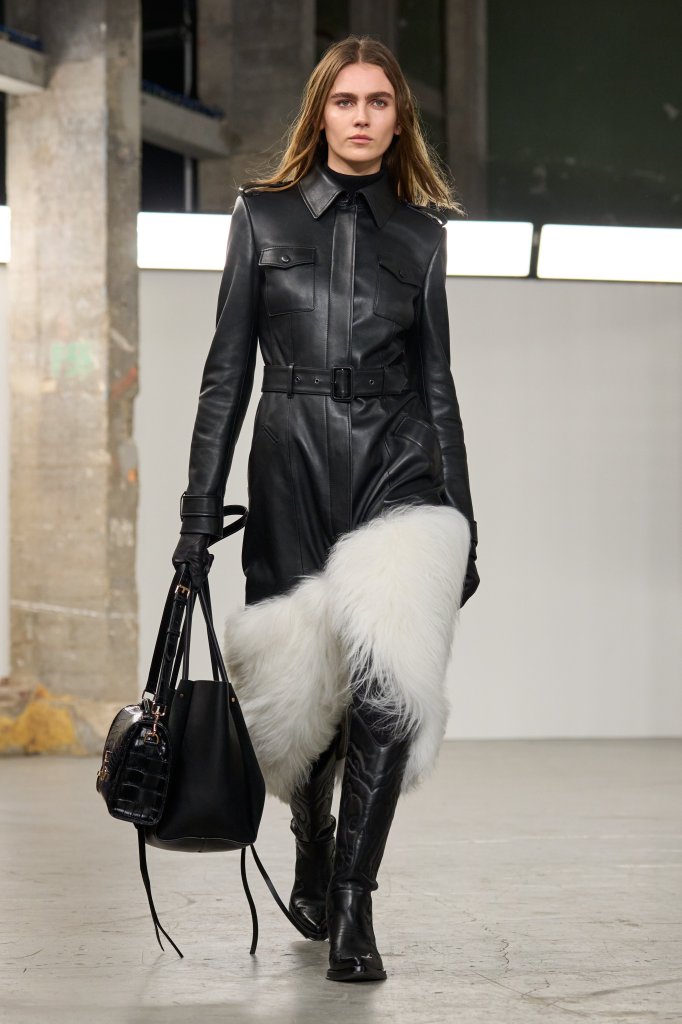 Gabriela Hearst 2025/26秋冬高级成衣秀 - Paris Fall 2025