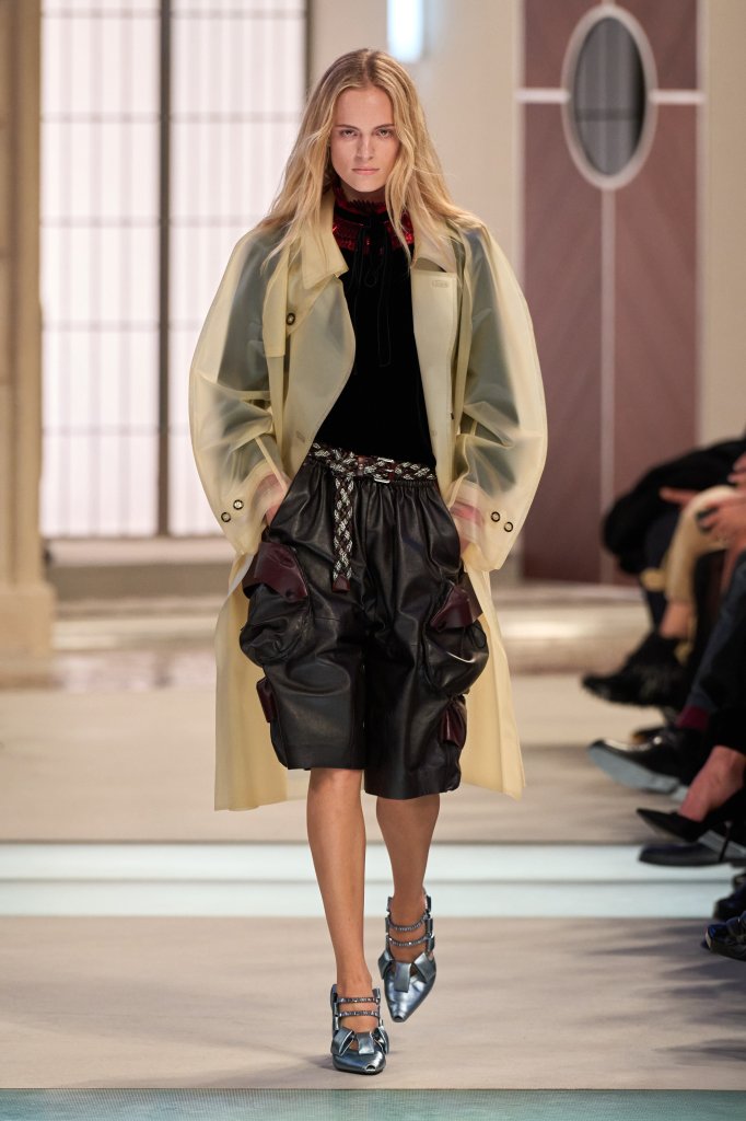 路易·威登 Louis Vuitton 2025/26秋冬高级成衣秀 - Paris Fall 2025