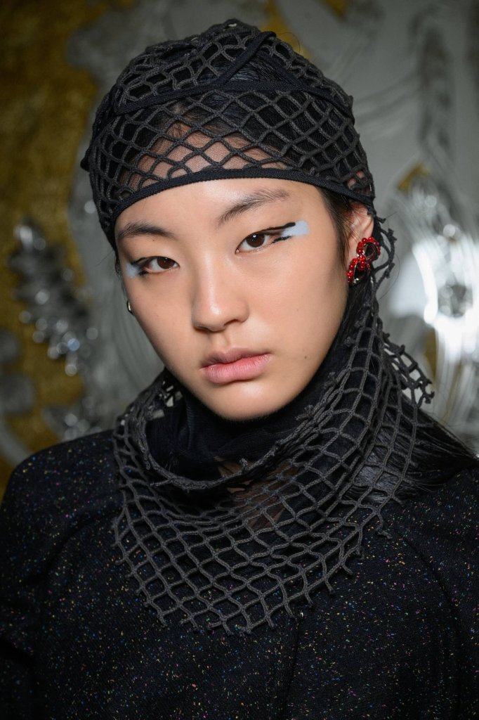Kiko Kostadinov 2025/26秋冬高级成衣秀(后台妆容) - Paris Fall 2025