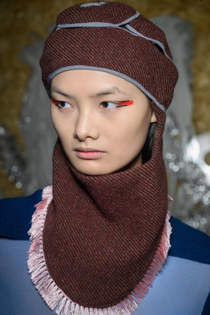 Kiko Kostadinov 2025/26秋冬高级成衣秀(后台妆容) - Paris Fall 2025