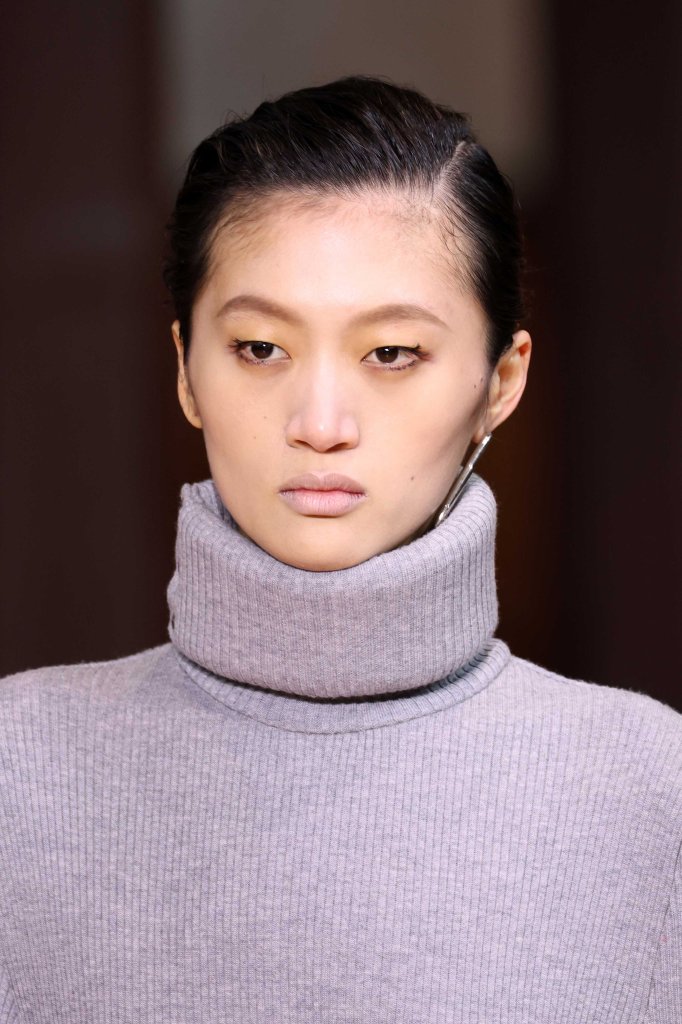 薇洛妮克·勒鲁瓦 Véronique Leroy 2025/26秋冬高级成衣秀(细节) - Paris Fall 2025
