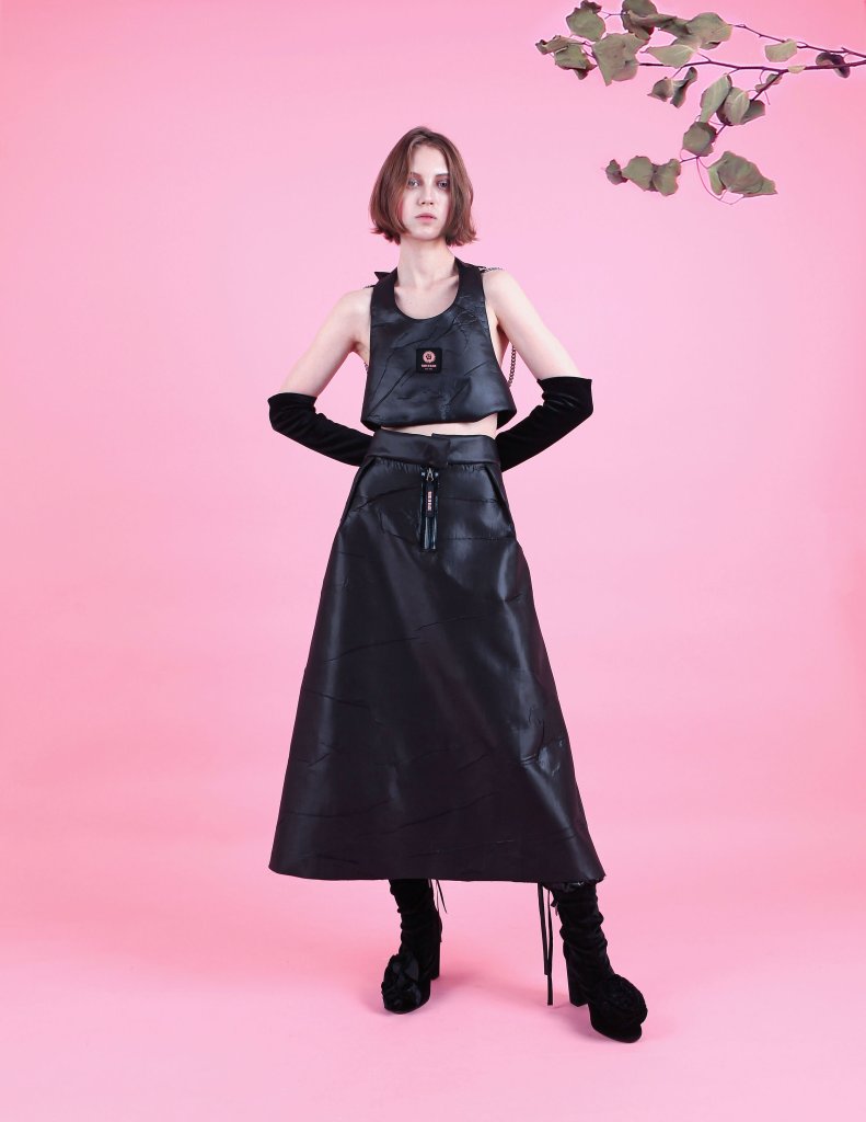 Moon Chang 2021/22秋冬 Venus in Black 高级成衣Lookbook