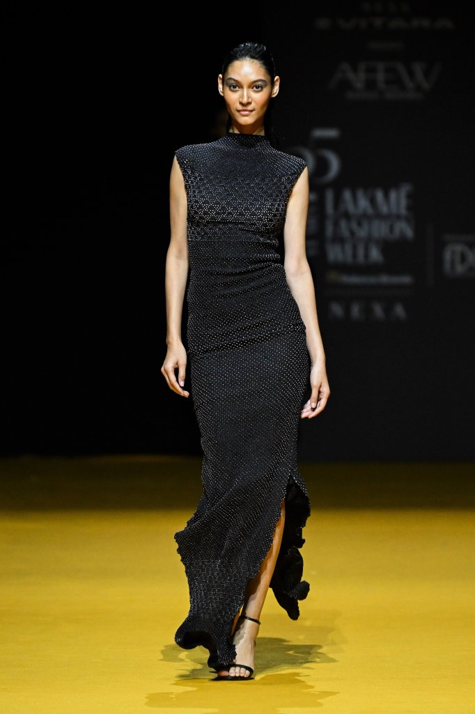 Rahul Mishra AFEW 2025/26秋冬高级成衣秀