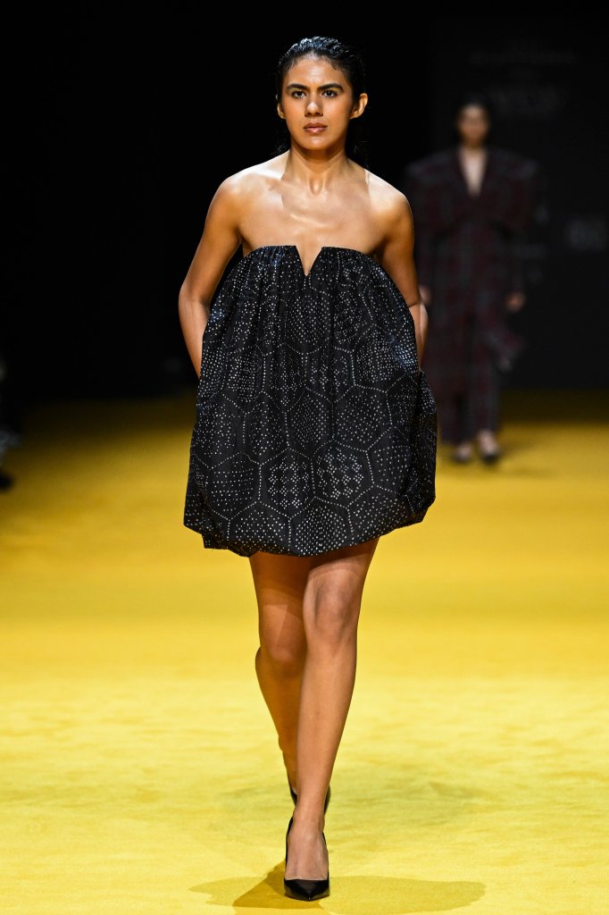 Rahul Mishra AFEW 2025/26秋冬高级成衣秀