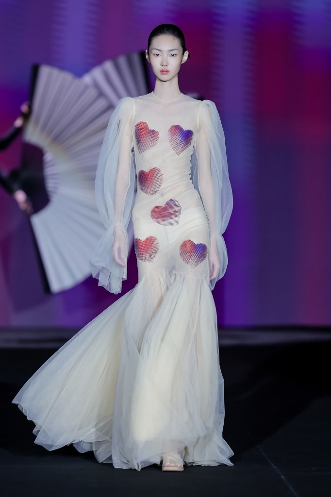 中国婚纱礼服设计研究中心系列作品发布 | 虎丘婚纱城日