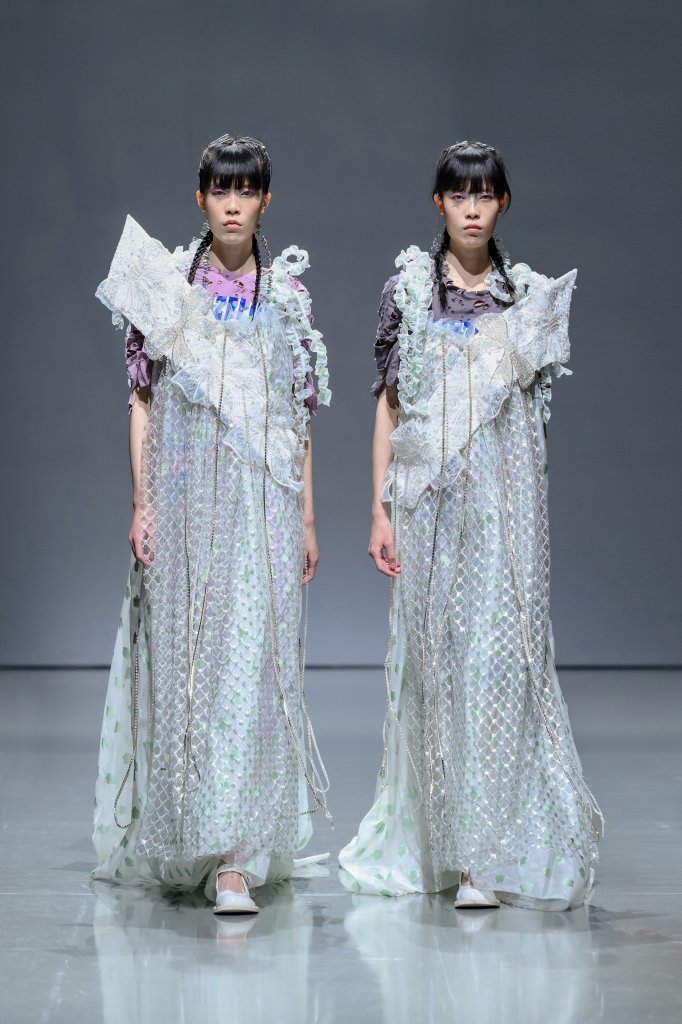 陆玺娅 Bronze Lucia 2025/26秋冬高级成衣秀