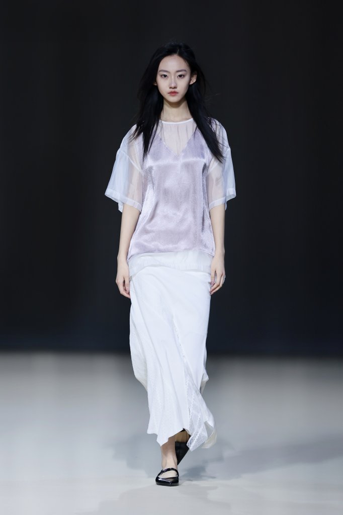 URA-MON · 童丽婷 | 10+3 | 盛泽日 2025/26秋冬高级成衣秀