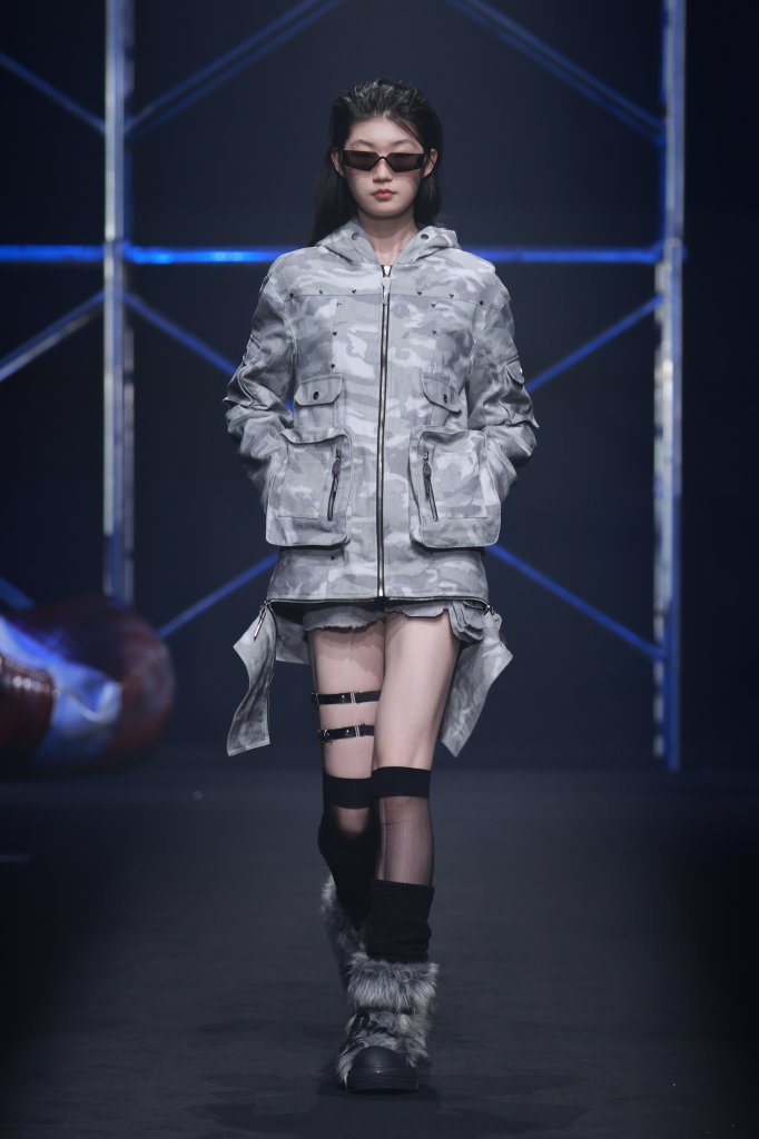 PO : HX · 陈佳豪｜10+3 2025/26秋冬高级成衣秀