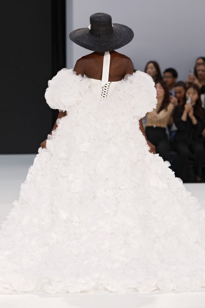 Agnieszka Swiatly 2026春夏婚纱礼服秀 - Barcelona Bridal 2026