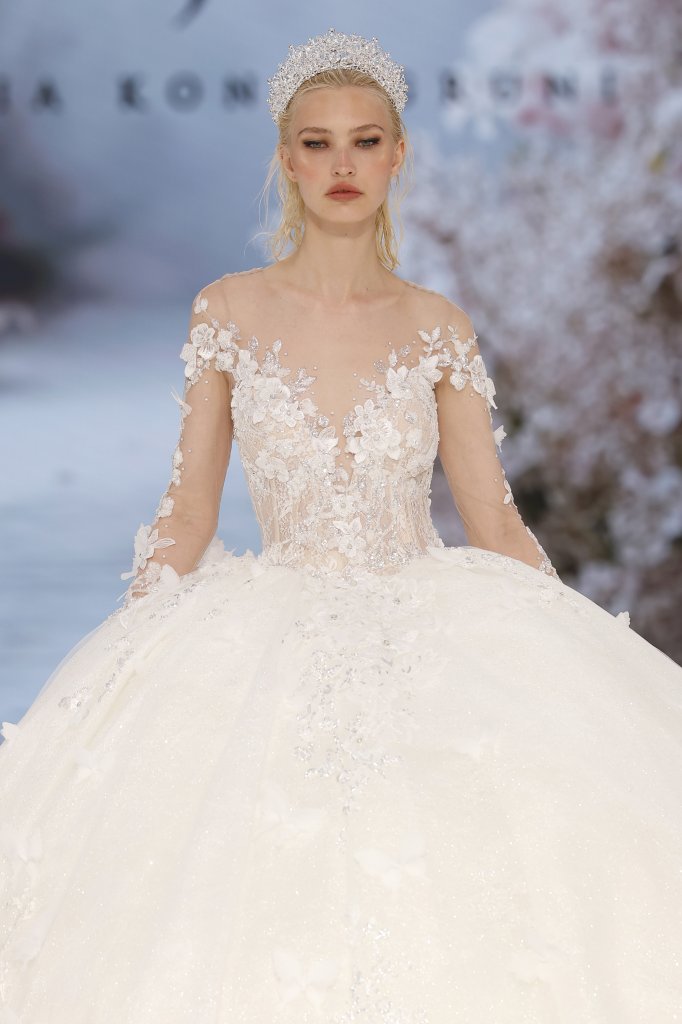 Julia Kontogruni 2026春夏婚纱礼服秀 - Barcelona Bridal 2026