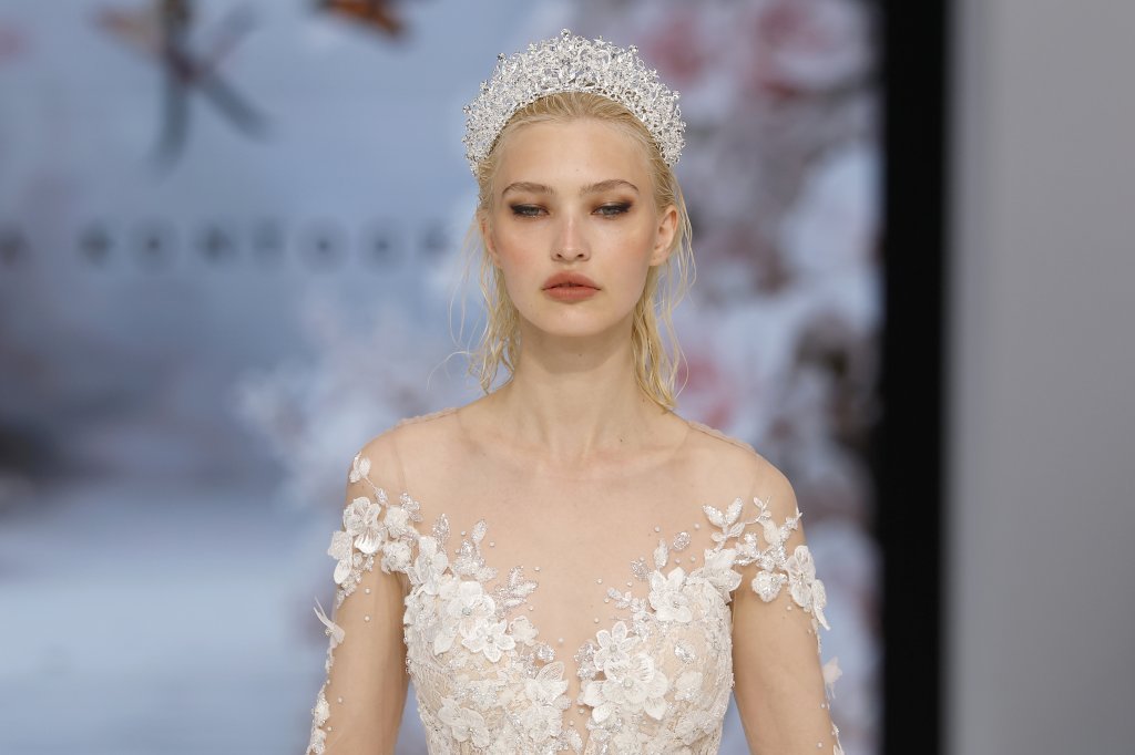 Julia Kontogruni 2026春夏婚纱礼服秀 - Barcelona Bridal 2026