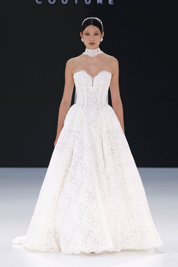Katy Corso 2026春夏婚纱礼服秀 - Barcelona Bridal 2026