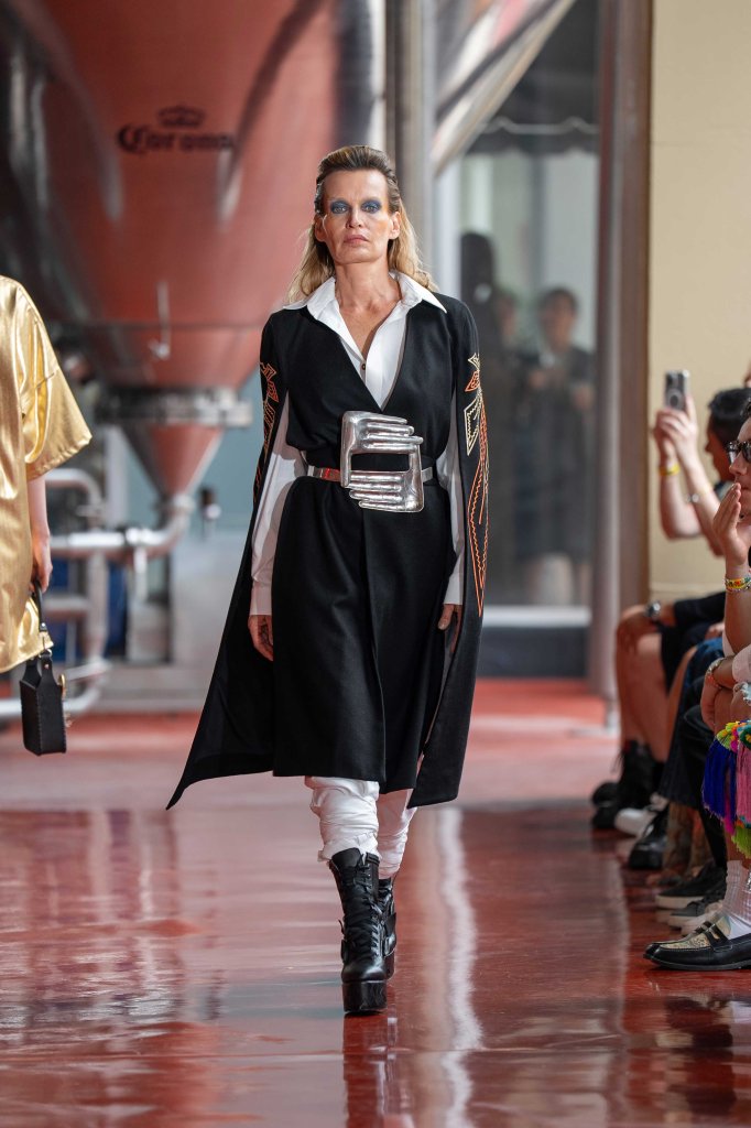 Carla Fernández 2025/26秋冬高级成衣秀 - Mexico Fall 2025