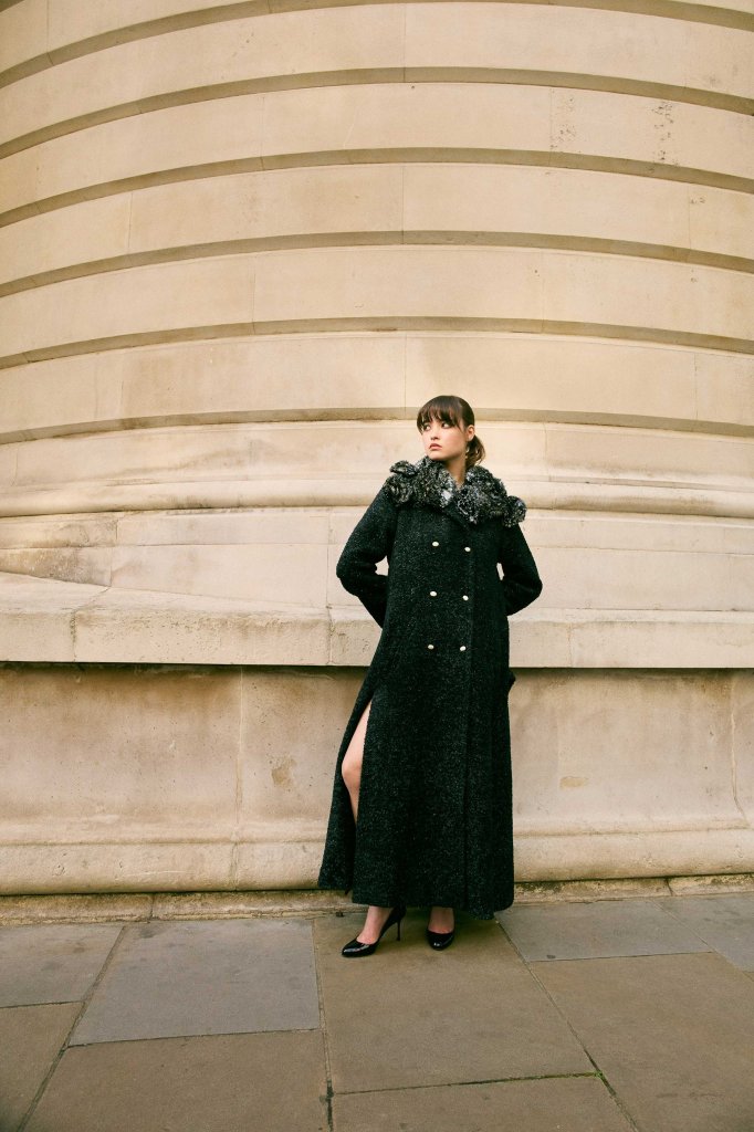 Rue Agthonis 2025/26秋冬高级成衣Lookbook