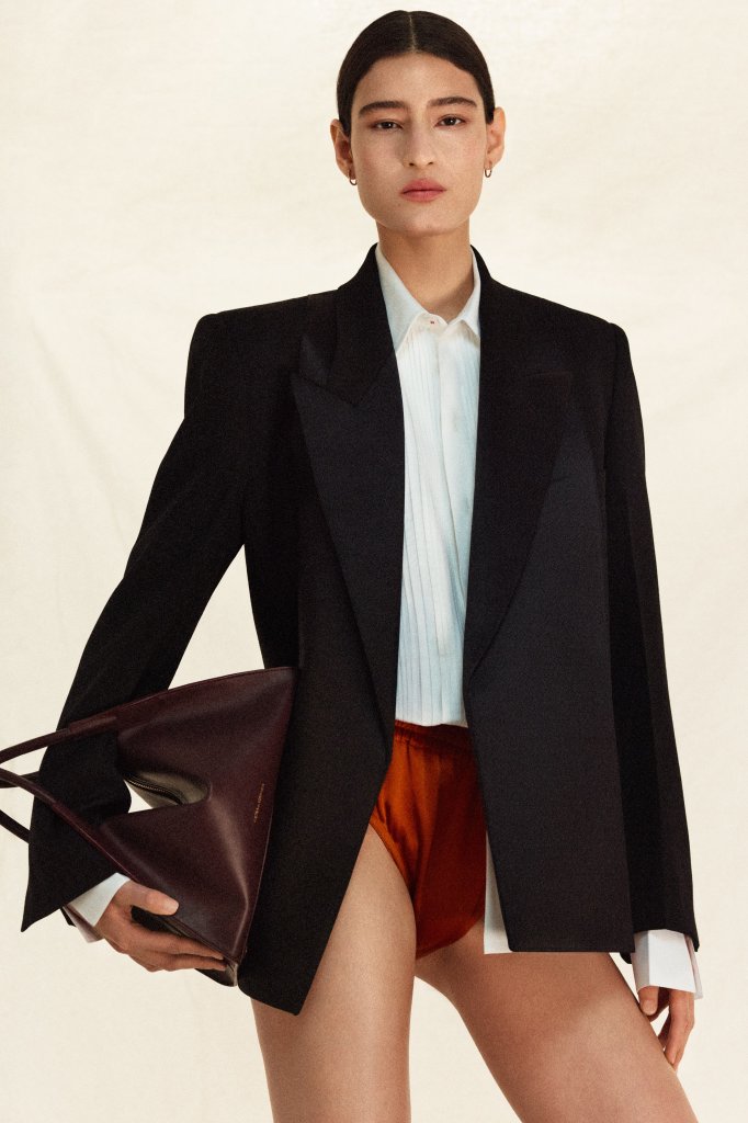 维多利亚·贝克汉姆 Victoria Beckham 2026早春度假系列Lookbook