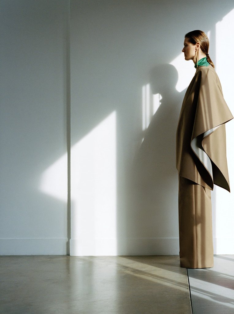 嘉布里尔·考兰格路 Gabriele Colangelo 2025/26秋冬高级成衣Lookbook
