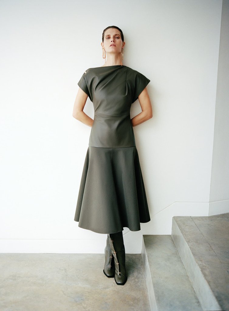 嘉布里尔·考兰格路 Gabriele Colangelo 2025/26秋冬高级成衣Lookbook