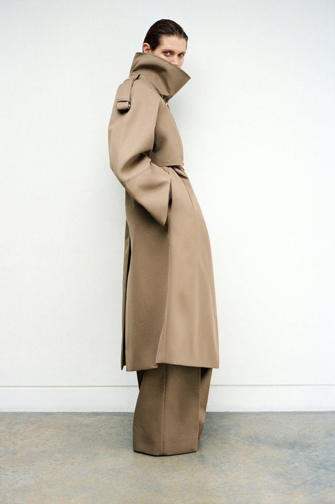嘉布里尔·考兰格路 Gabriele Colangelo 2025/26秋冬高级成衣Lookbook