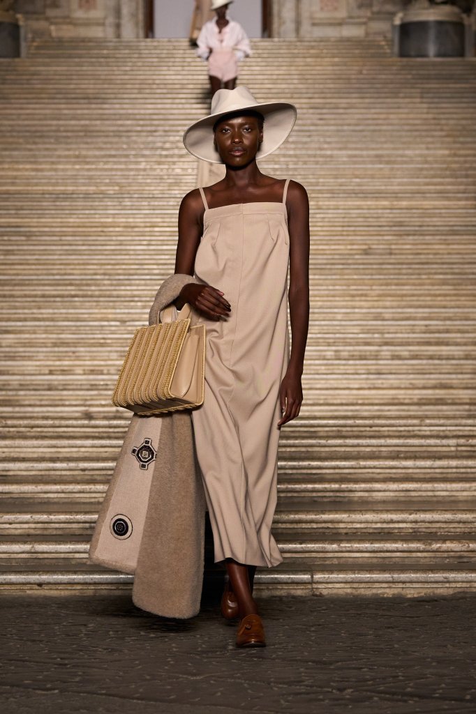 麦丝玛拉 Max Mara 2026早春度假系列发布秀