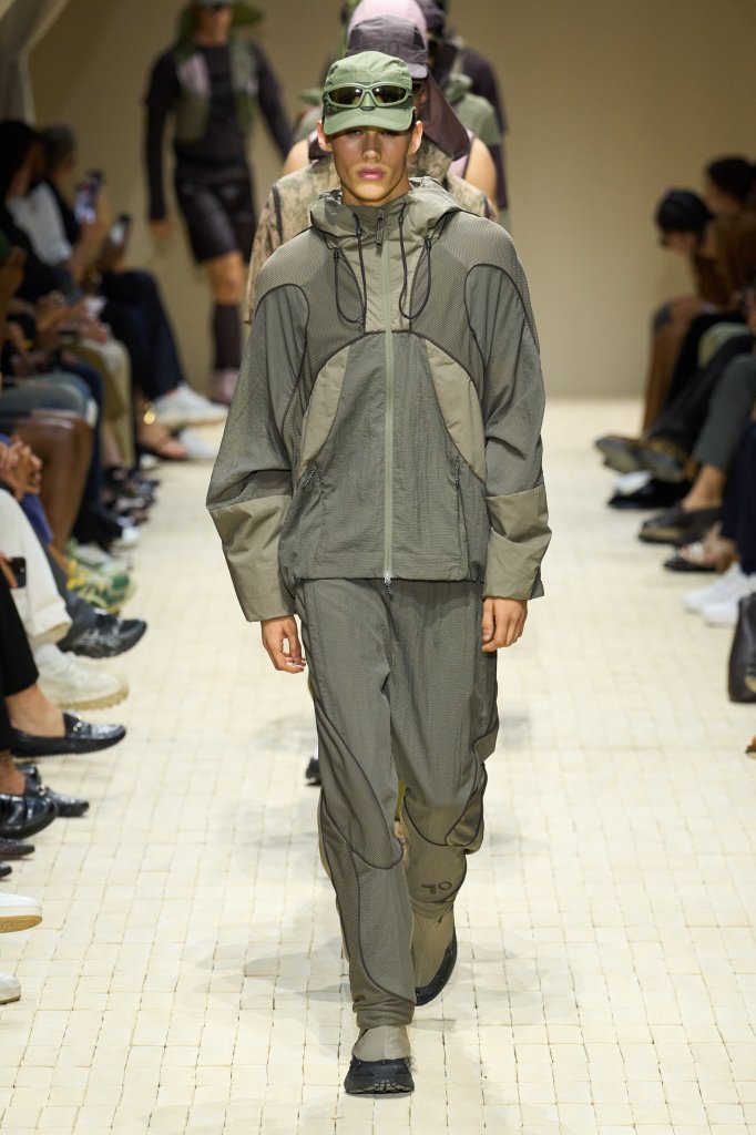 安普里奥·阿玛尼 Emporio Armani 2026春夏男装秀 - Milan Spring 2026