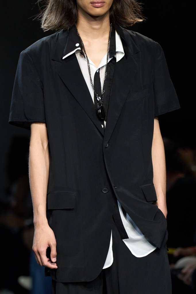 山本耀司 Yohji Yamamoto 2026春夏男装秀(细节) - Paris Spring 2026