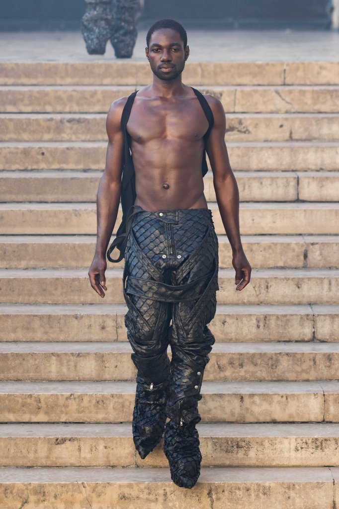 瑞克·欧文斯 Rick Owens 2026春夏男装秀 - Paris Spring 2026