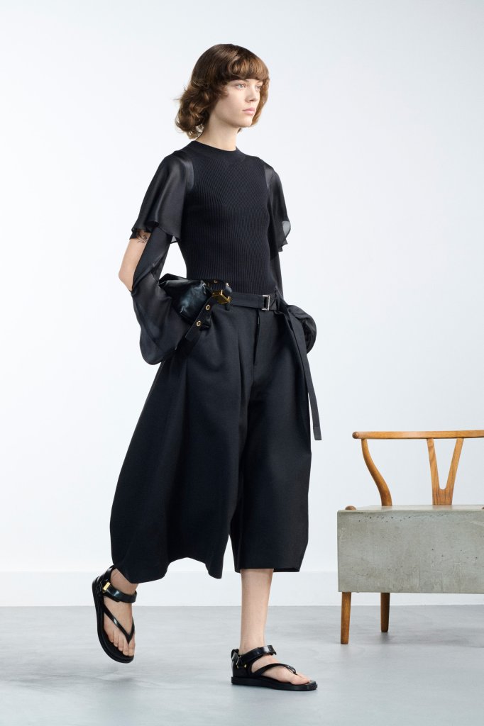 Sacai 2026早春度假系列Lookbook