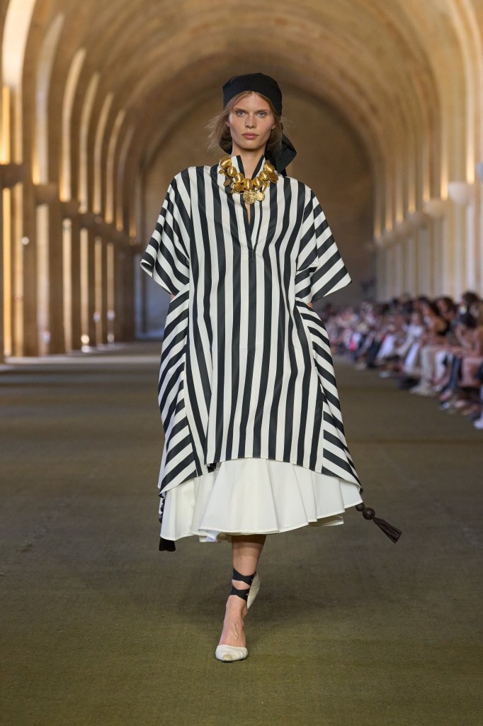 Jacquemus 2025/26秋冬高级成衣秀