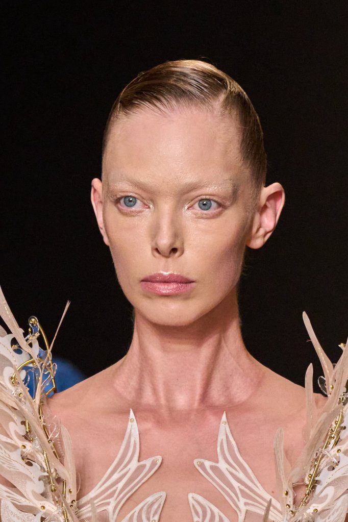 艾里斯·范·荷本 Iris van Herpen 2025/26秋冬高级定制秀(细节) - Couture Fall 2025