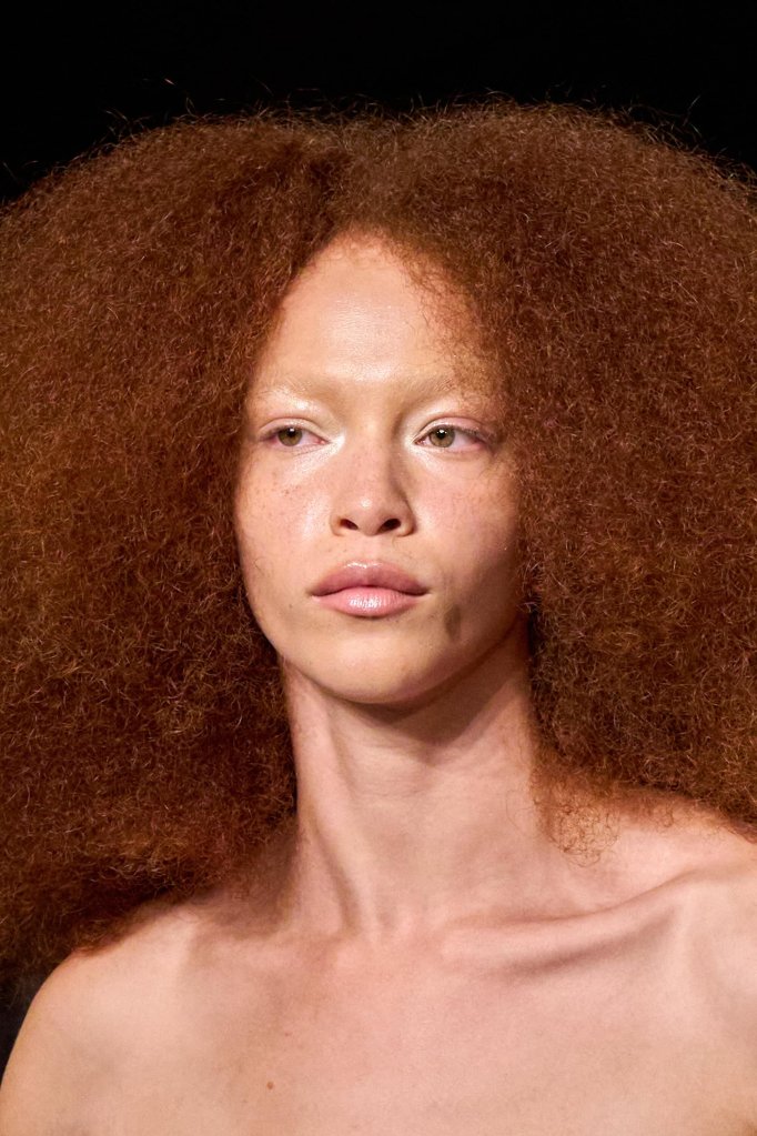 艾里斯·范·荷本 Iris van Herpen 2025/26秋冬高级定制秀(细节) - Couture Fall 2025