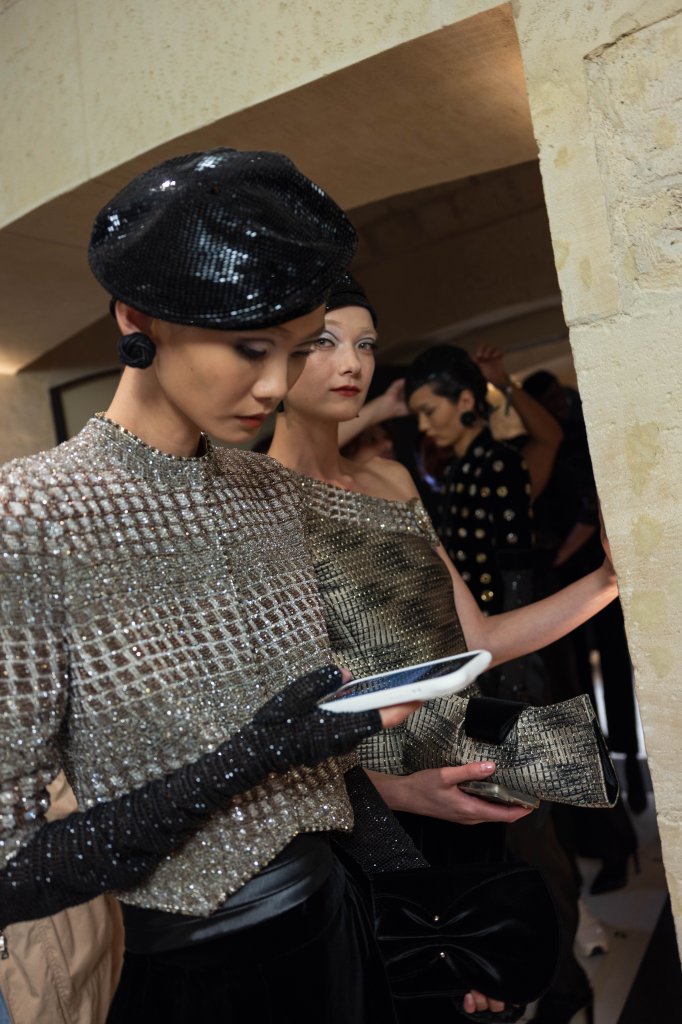 Armani Privé 2025/26秋冬高级定制秀(后台妆容) - Couture Fall 2025