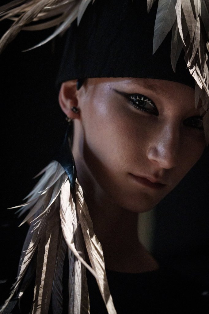Robert Wun 2025/26秋冬高级定制秀(后台妆容) - Couture Fall 2025