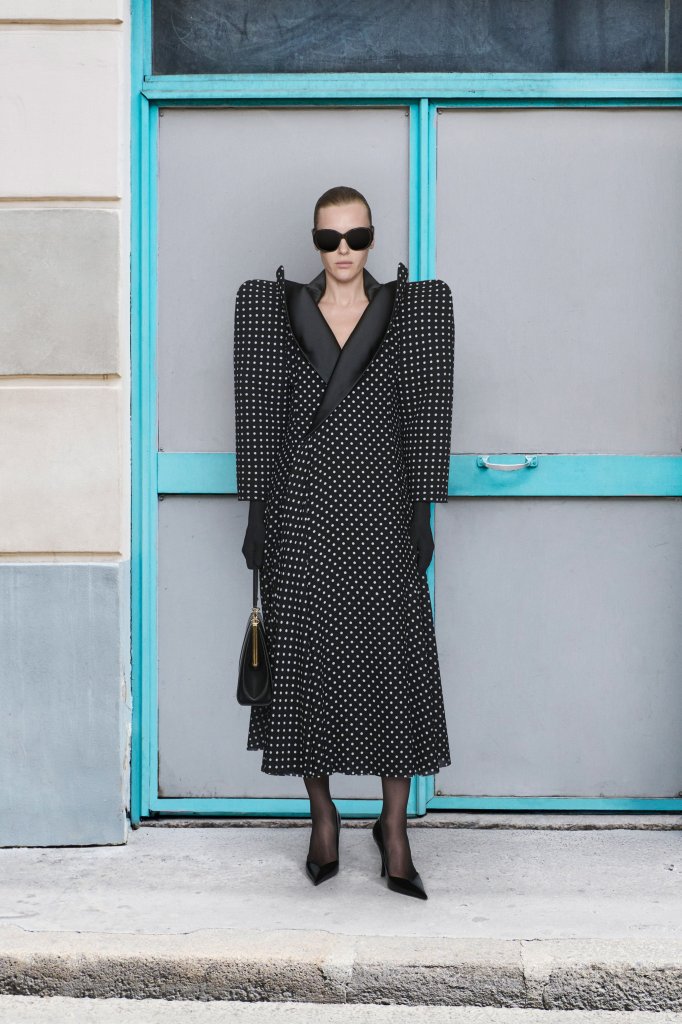 巴黎世家 Balenciaga 2025/26秋冬高级定制秀 - Couture Fall 2025