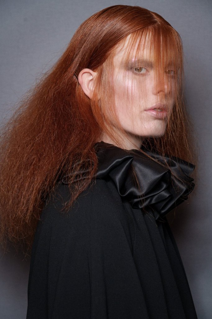 维果罗夫 Viktor & Rolf 2025/26秋冬高级定制秀(后台妆容) - Couture Fall 2025