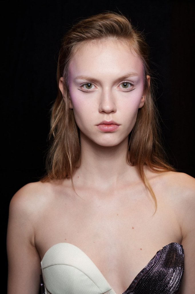 ArdAzAei 2025/26秋冬高级定制秀(后台妆容) - Couture Fall 2025