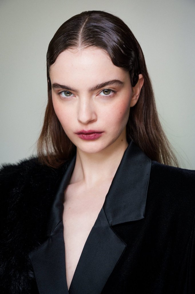 祖海·慕拉 Zuhair Murad 2025/26秋冬高级定制秀(后台妆容) - Couture Fall 2025