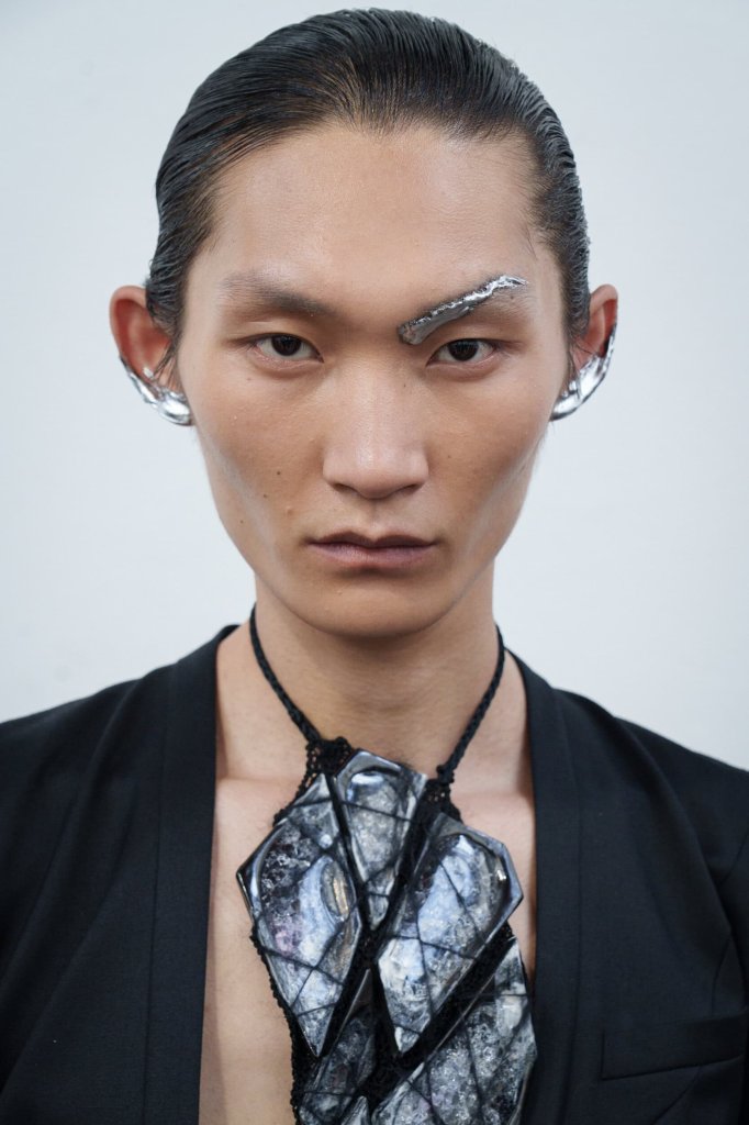 Yuima Nakazato 2025/26秋冬高级定制秀(后台妆容) - Couture Fall 2025