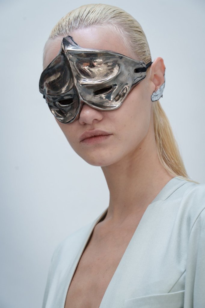 Yuima Nakazato 2025/26秋冬高级定制秀(后台妆容) - Couture Fall 2025