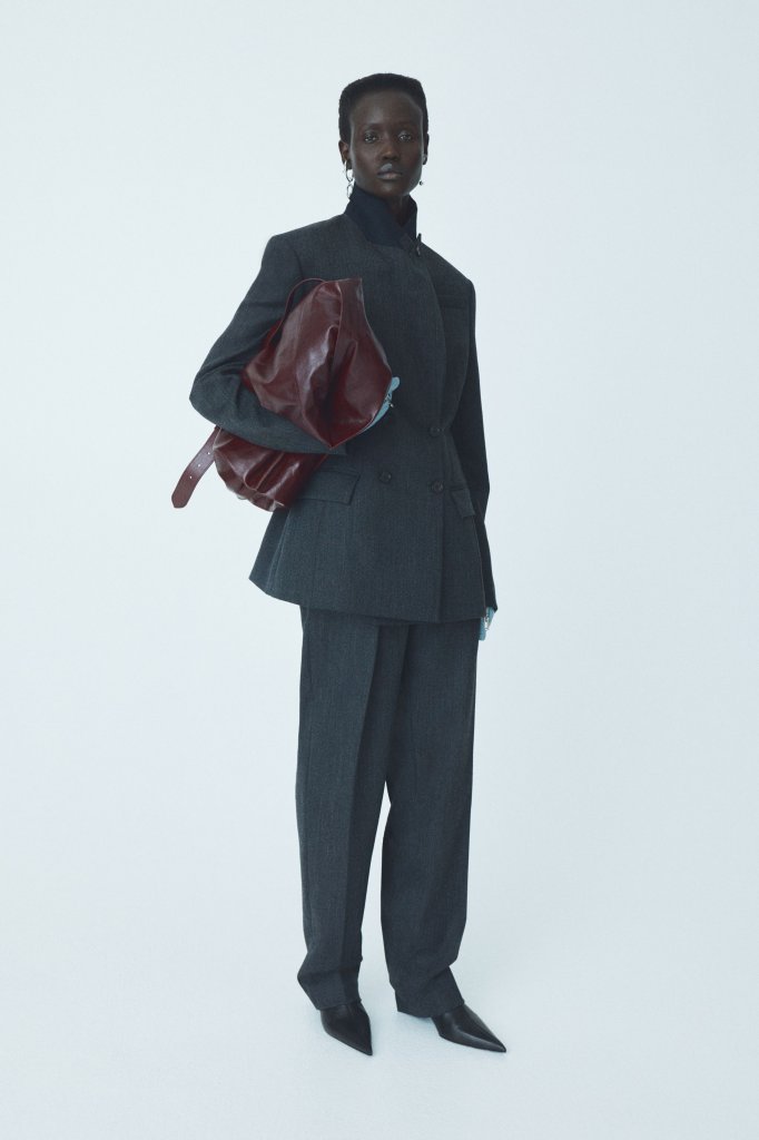 H&M Studio 2025/26秋冬高级成衣Lookbook