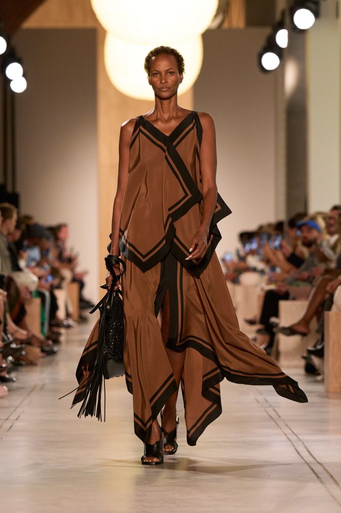 迈克高仕 Michael Kors Collection 2026春夏高级成衣秀 - New York Spring 2026