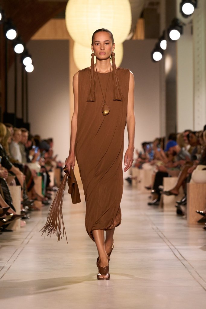 迈克高仕 Michael Kors Collection 2026春夏高级成衣秀 - New York Spring 2026