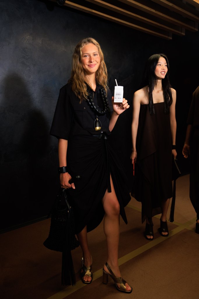 迈克高仕 Michael Kors Collection 2026春夏高级成衣秀(后台妆容) - New York Spring 2026