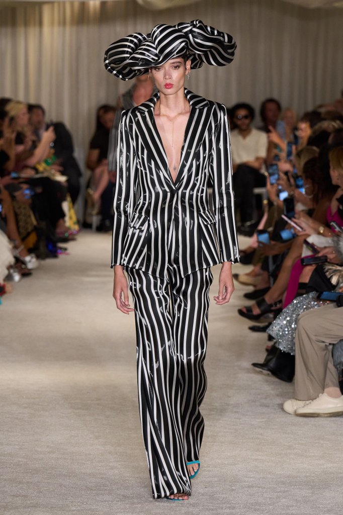克里斯蒂安·西里亚诺 Christian Siriano 2026春夏高级成衣秀 - New York Spring 2026